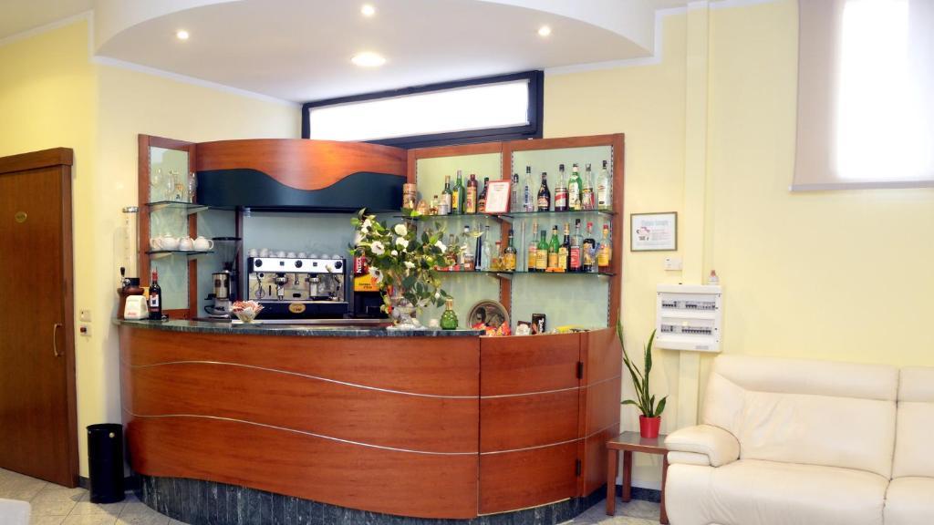 Hotel Sabo' Castel Maggiore Exterior photo