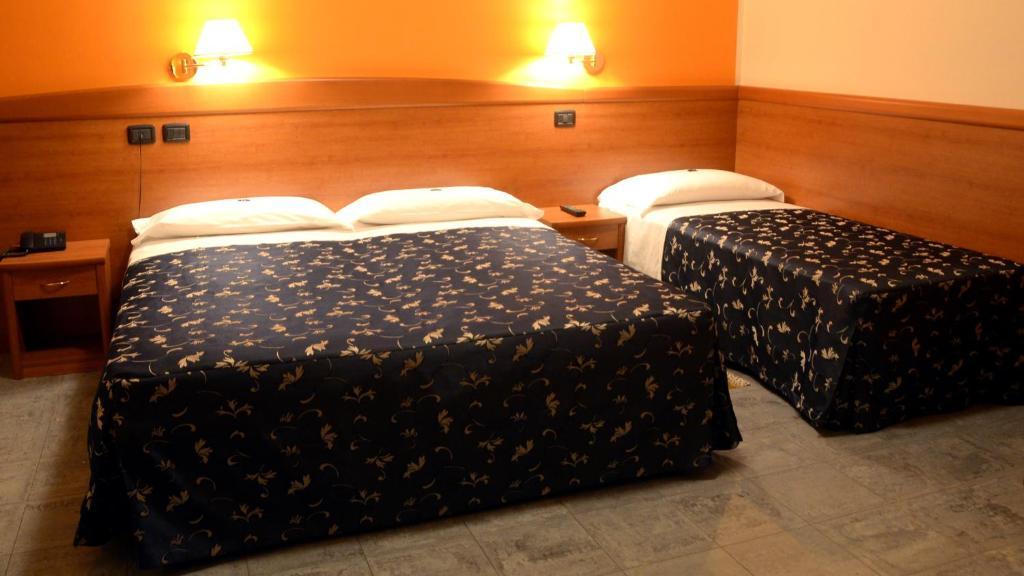 Hotel Sabo' Castel Maggiore Exterior photo