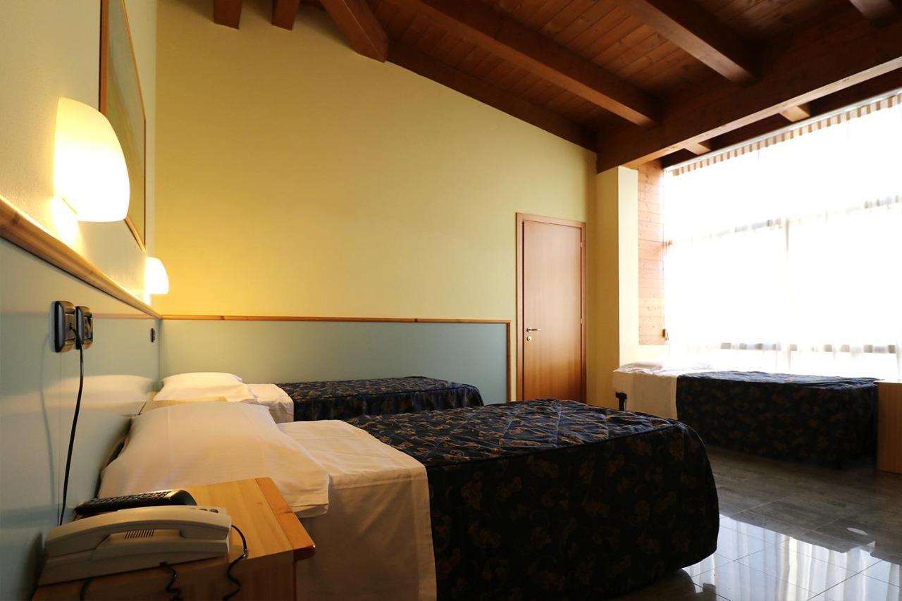 Hotel Sabo' Castel Maggiore Exterior photo